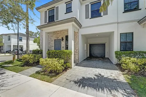 1600 SW 28 Street Fort Lauderdale FL 33315