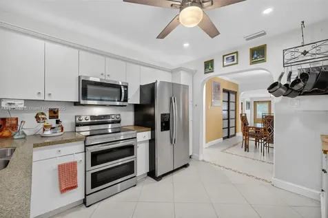 5240 Redwood Court Plantation FL 33317