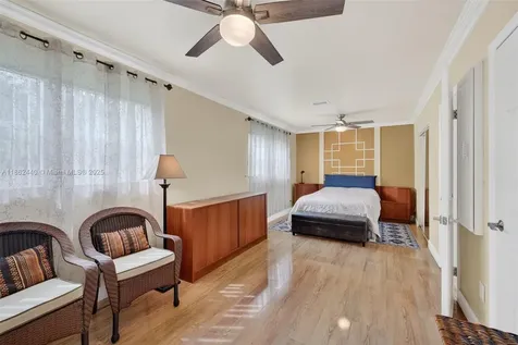 5240 Redwood Court Plantation FL 33317
