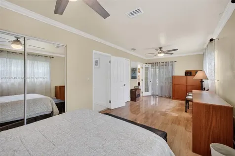 5240 Redwood Court Plantation FL 33317