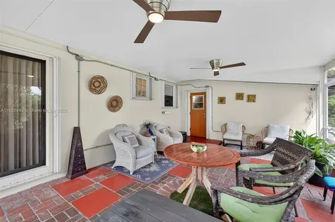 5240 Redwood Court Plantation FL 33317