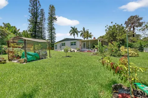 5240 Redwood Court Plantation FL 33317