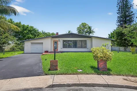 5240 Redwood Court Plantation FL 33317