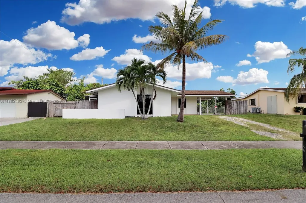 15840 SW 105th Court Miami FL 33157