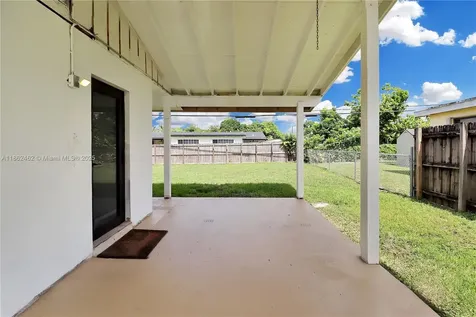 15840 SW 105th Court Miami FL 33157