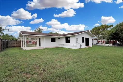 15840 SW 105th Court Miami FL 33157