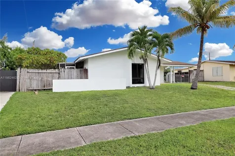 15840 SW 105th Court Miami FL 33157