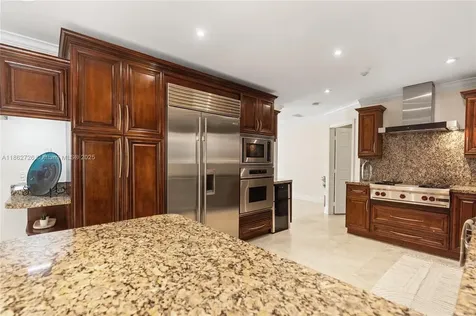 6841 SW 48th Street Miami FL 33155