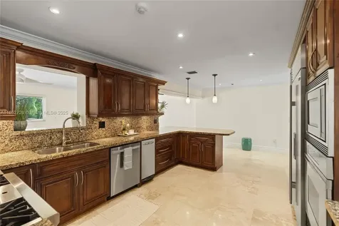 6841 SW 48th Street Miami FL 33155