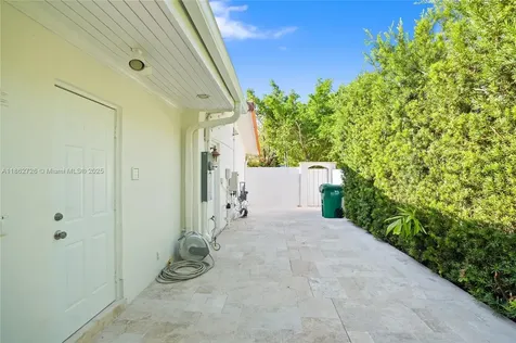 6841 SW 48th Street Miami FL 33155