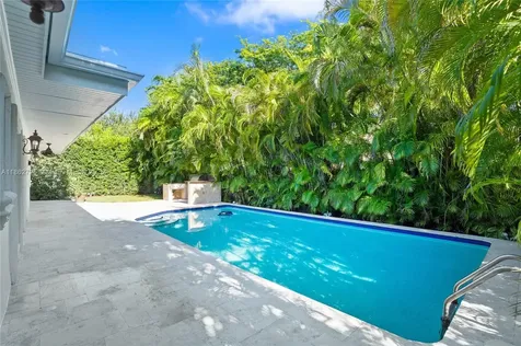 6841 SW 48th Street Miami FL 33155