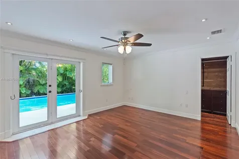 6841 SW 48th Street Miami FL 33155