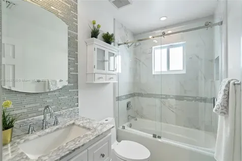 6841 SW 48th Street Miami FL 33155