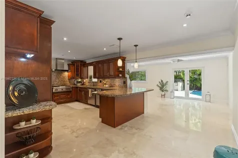6841 SW 48th Street Miami FL 33155
