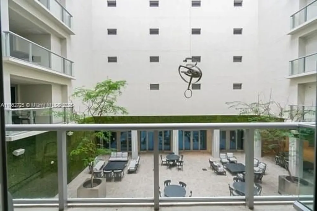 777 N Ocean Drive Hollywood FL 33019