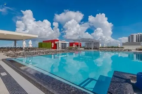 777 N Ocean Drive Hollywood FL 33019