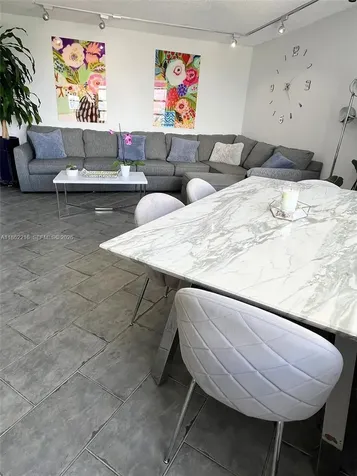 2750 NE 183rd Street Aventura FL 33160