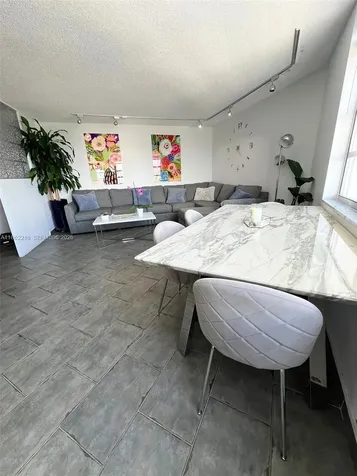 2750 NE 183rd Street Aventura FL 33160