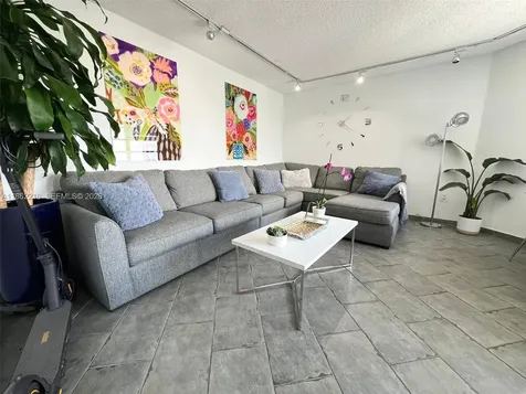 2750 NE 183rd Street Aventura FL 33160