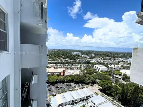 2750 NE 183rd Street Aventura FL 33160