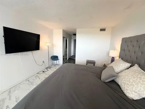 2750 NE 183rd Street Aventura FL 33160