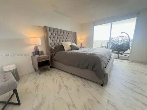 2750 NE 183rd Street Aventura FL 33160