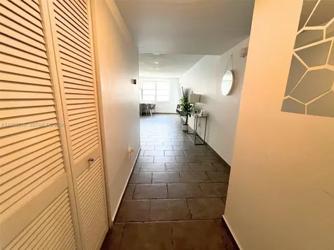 2750 NE 183rd Street Aventura FL 33160