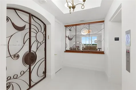 19925 NE 39th Place Aventura FL 33180