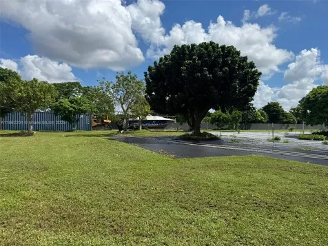 30-68-21-000-3050 0 Homestead FL 33031