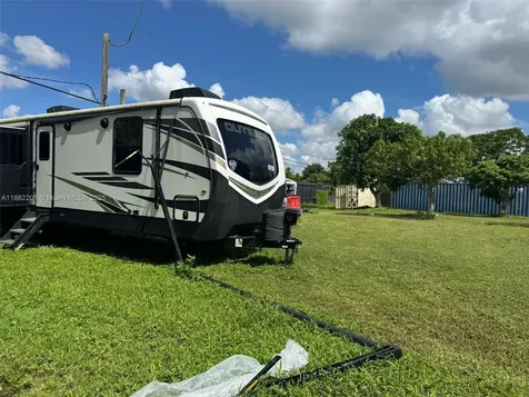 30-68-21-000-3050 0 Homestead FL 33031