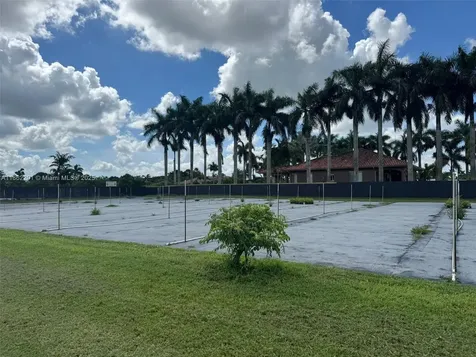 30-68-21-000-3050 0 Homestead FL 33031