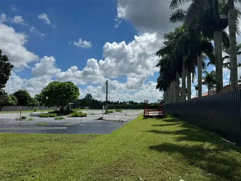 30-68-21-000-3050 0 Homestead FL 33031