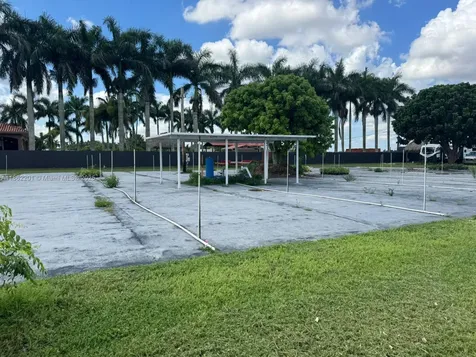 30-68-21-000-3050 0 Homestead FL 33031