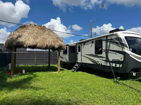 30-68-21-000-3050 0 Homestead FL 33031