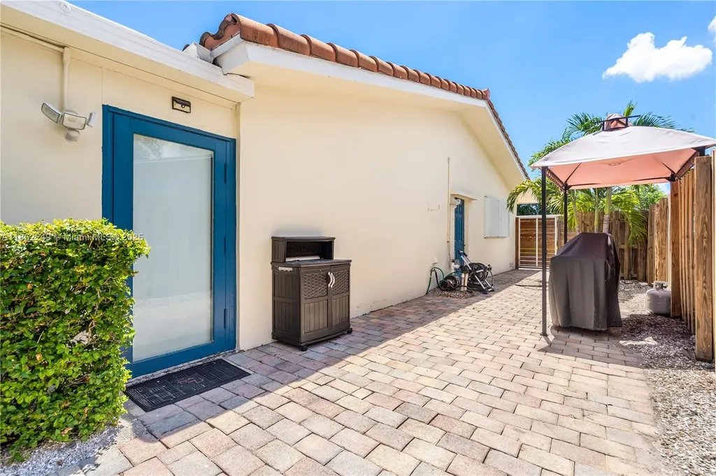 3127 NW 68th Street Fort Lauderdale FL 33309