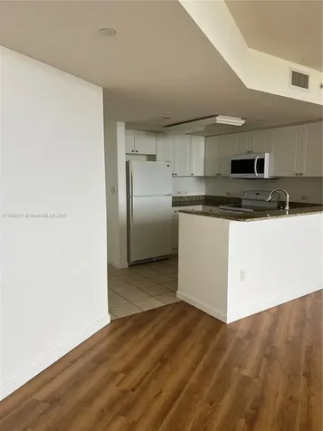 19501 W Country Club Drive Aventura FL 33180