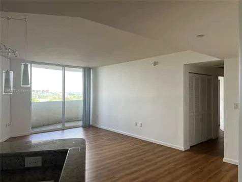 19501 W Country Club Drive Aventura FL 33180