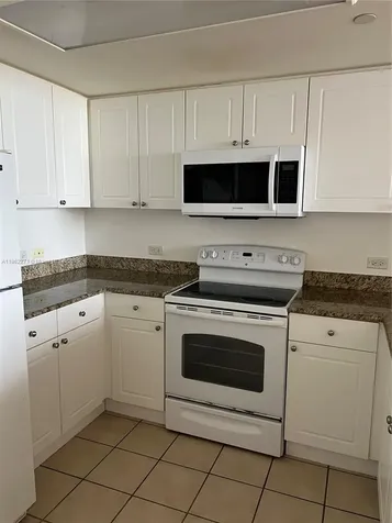 19501 W Country Club Drive Aventura FL 33180