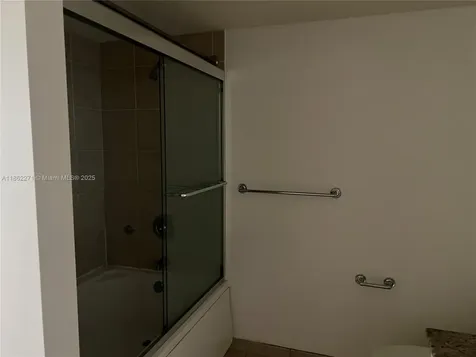 19501 W Country Club Drive Aventura FL 33180