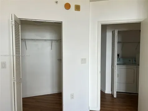 19501 W Country Club Drive Aventura FL 33180