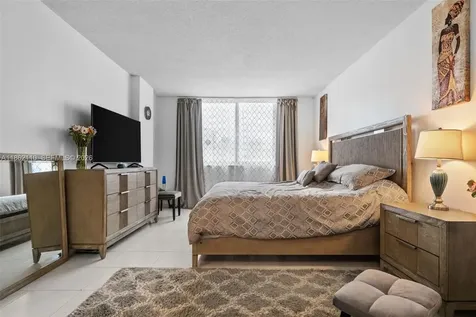 300 Bayview Drive Sunny Isles Beach FL 33160