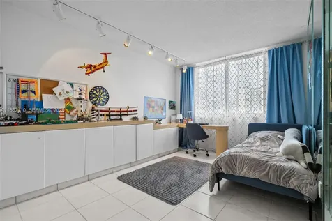 300 Bayview Drive Sunny Isles Beach FL 33160
