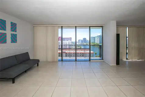 2017 S Ocean Drive Hallandale Beach FL 33009