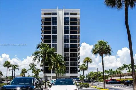2017 S Ocean Drive Hallandale Beach FL 33009