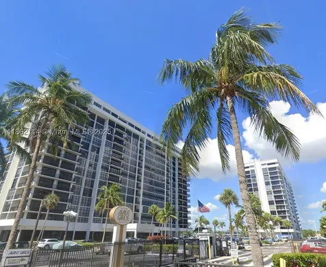 2017 S Ocean Drive Hallandale Beach FL 33009