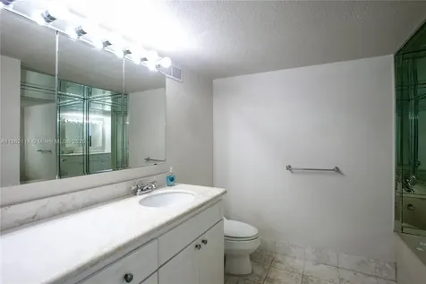 2017 S Ocean Drive Hallandale Beach FL 33009