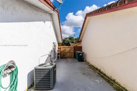 2840 SW 132nd Court Miami FL 33175