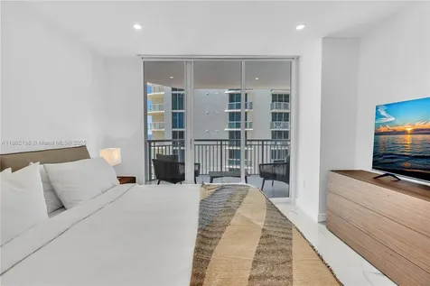 17375 Collins Avenue Sunny Isles Beach FL 33160