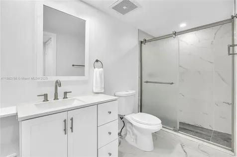 17375 Collins Avenue Sunny Isles Beach FL 33160