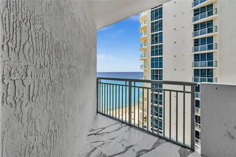 17375 Collins Avenue Sunny Isles Beach FL 33160